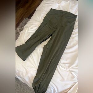 worn a few times and ready to move one!